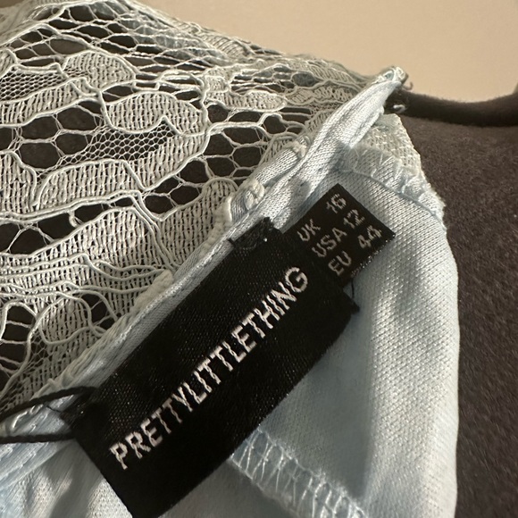 Dusty Blue Frill Hem Lace Bodycon Dress - Picture 5 of 7